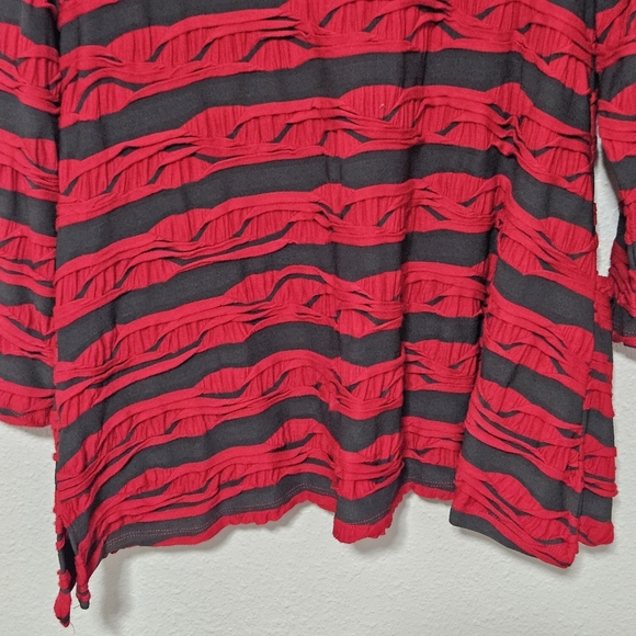 Yushi art to wear top size small - Picture 9 of 12